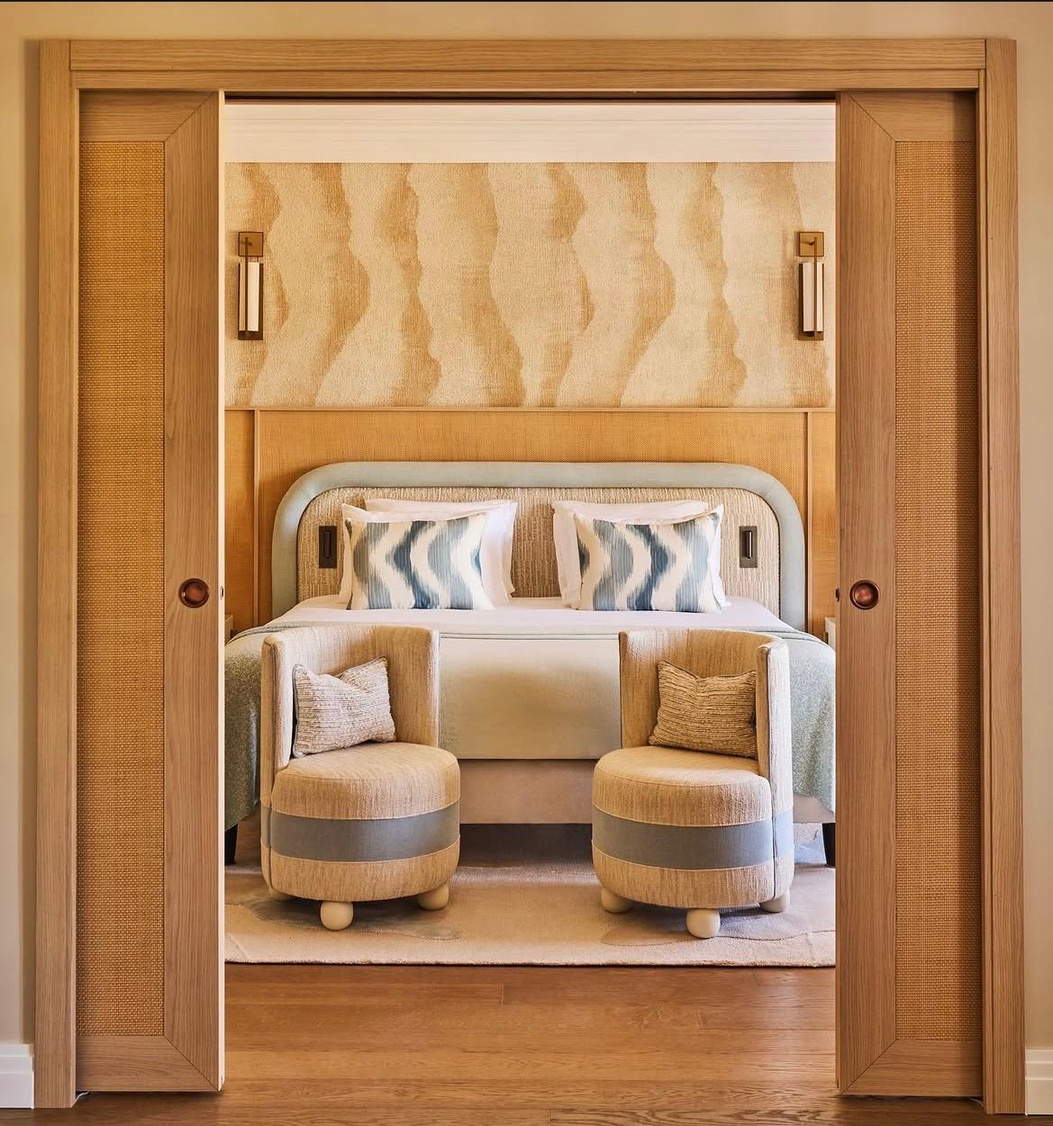 Mobilier sur mesure dans une chambre d’hôtel
